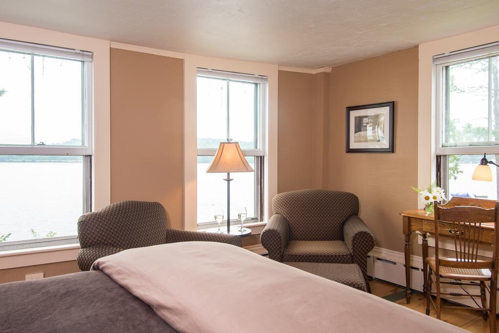 Sanbornton Lake House At Ferry Point الغرفة الصورة
